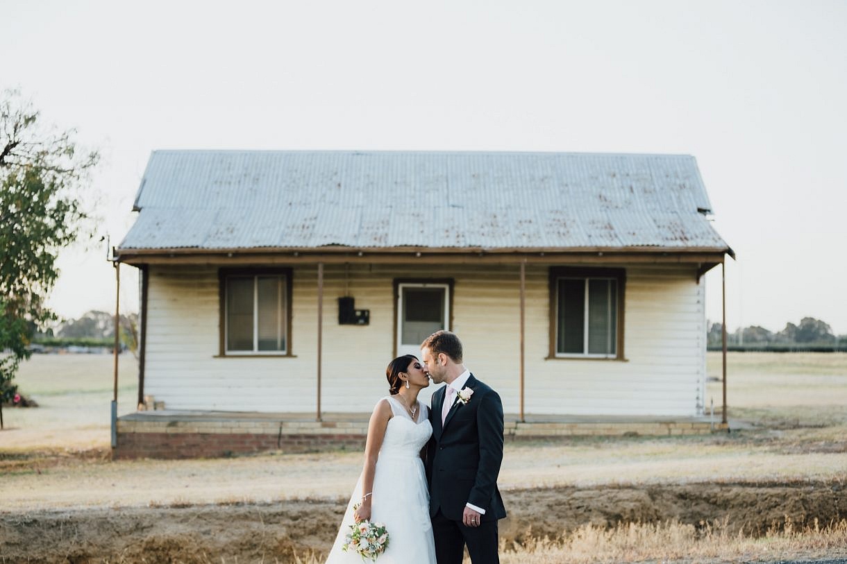 Adam Levi Browne Photography Perth wedding MULBERRY ON SWAN, CAVERSHAM