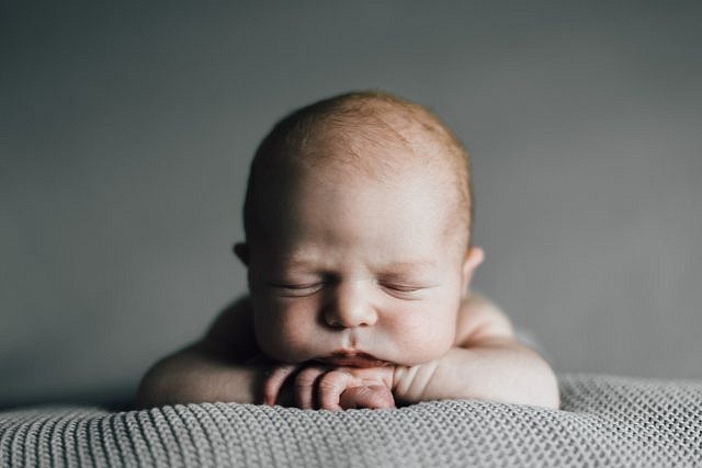 Adam Levi Browne Newborn Baby Portrait and Wedding Photography