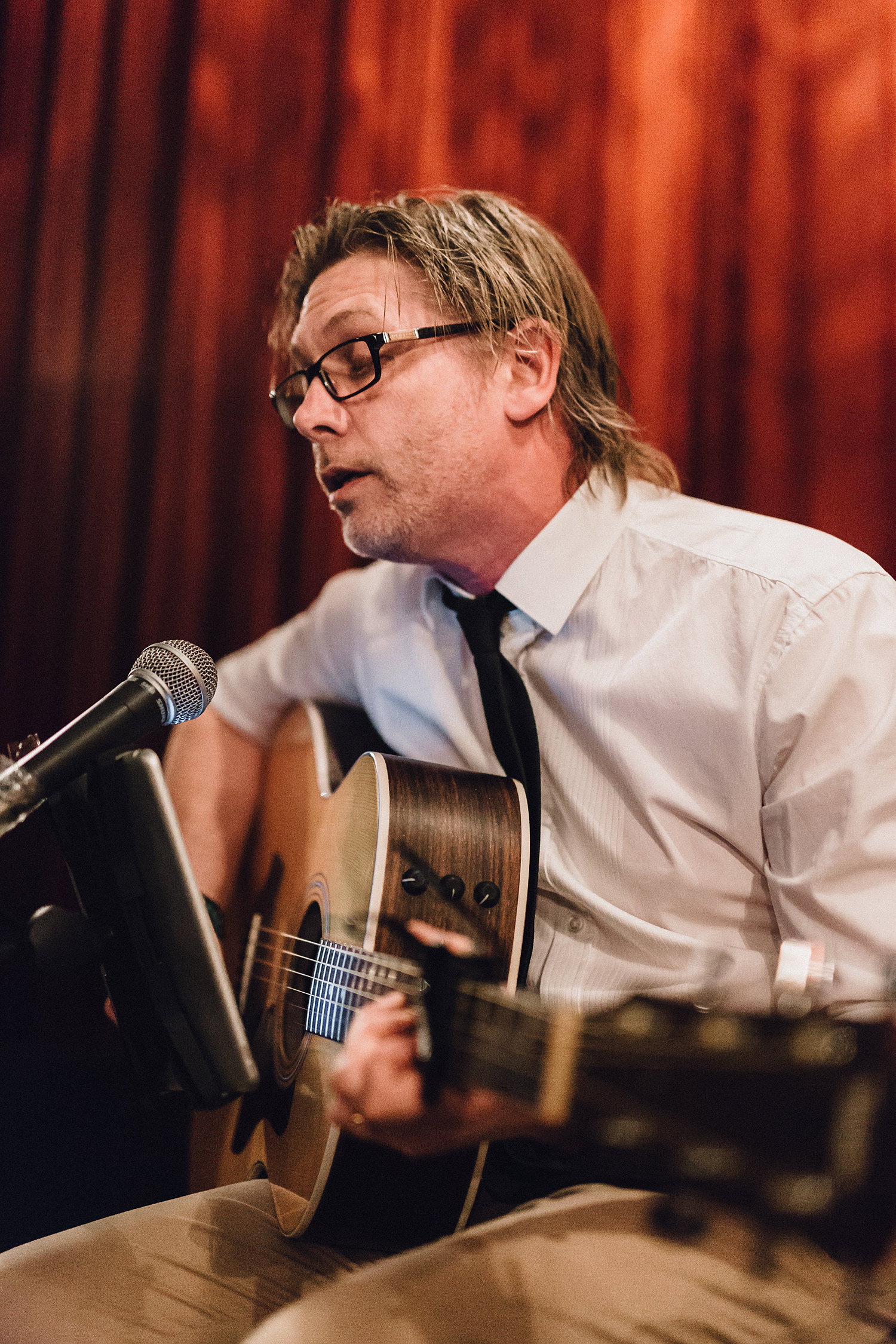 Father Of Groom Serenades On Guitar