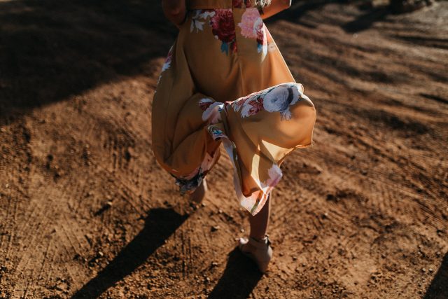 Maxi Dress Yellow Blowing